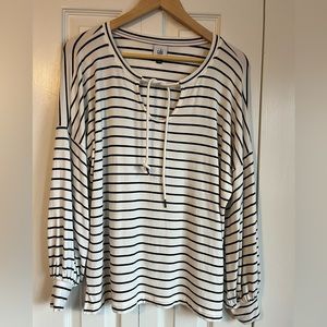 Cabi Game Day Sweatshirt Size Small